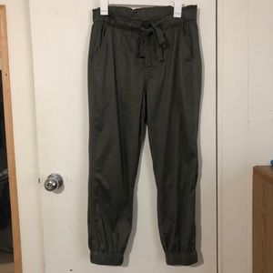 NWOT Knox Rose Olive Green Mid-Rise Joggers